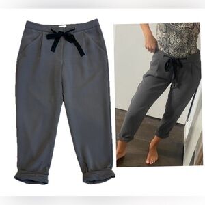 Aritzia Wilfred Allant cropped pants in gray with a black ribbon tie Sz 8
